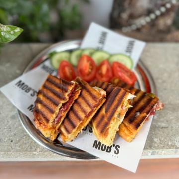 Karışık bazlama tost